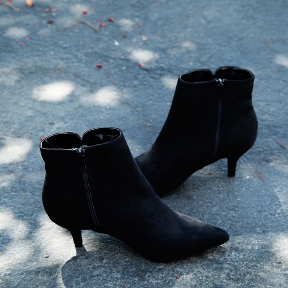 SZ 8 Pointed Toe Kitten Heel Ankle Booties Boots - Picture 5 of 6